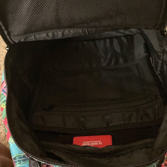 Sprayground RUNNIN WILD limited edition backpack - Picture 5 of 6